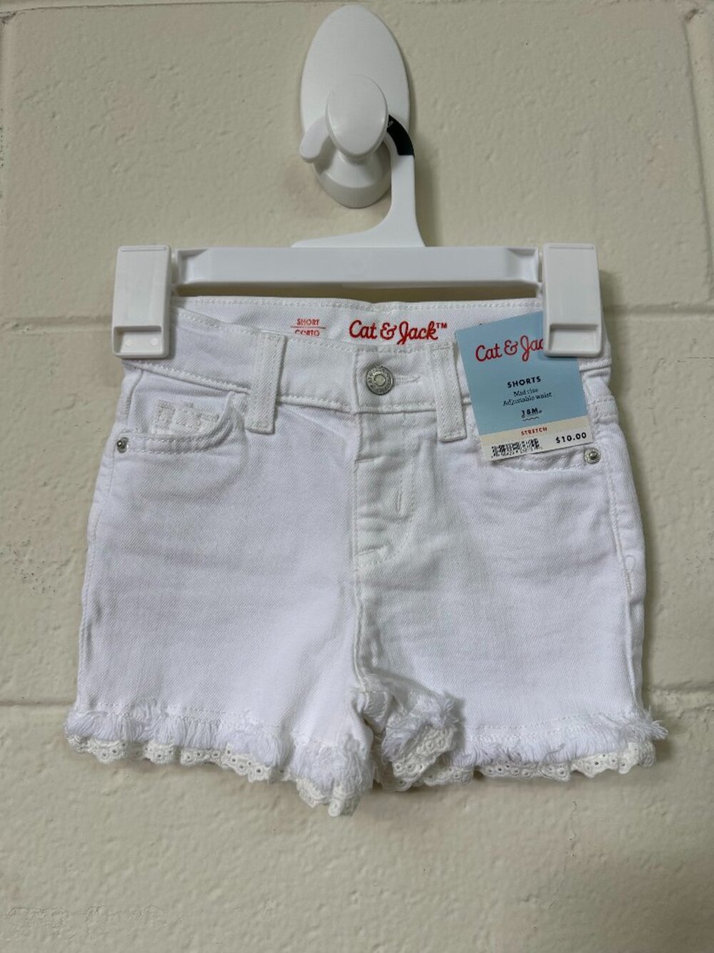 New Cat & Jack 18M White Mid Rise Cotton Shorts Size 18M